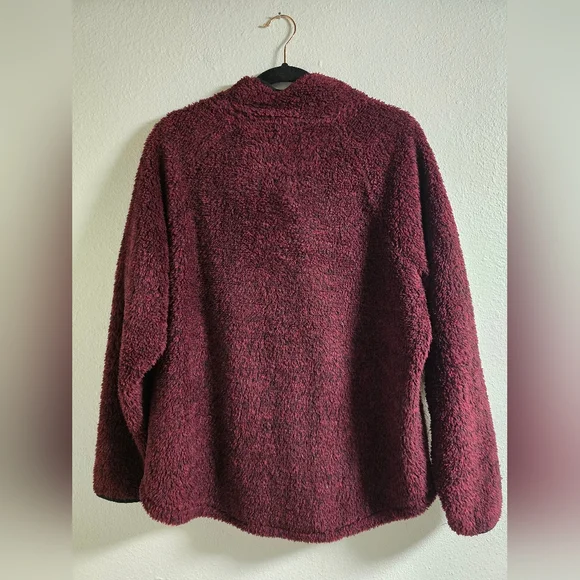 Maurices Fuzzy Burgundy Pull Over - Picture 5 of 6